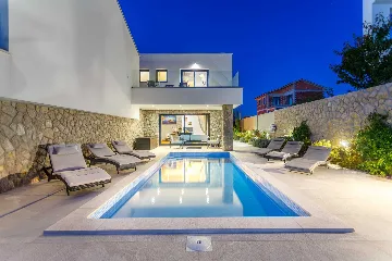 Dobrinj 3-Bedroom Villa with Private Heated Pool
