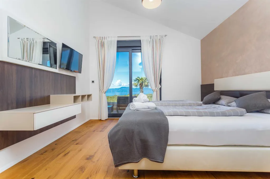 Dobrinj 3-Bedroom Villa with Private Heated Pool
