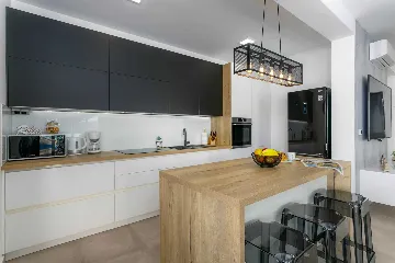 Malinska Villa with Heated Pool for 10 Guests