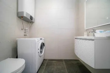 Malinska Villa with Heated Pool for 10 Guests