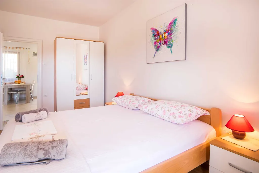2-Bedroom Apartment in Krk for 4 Guests