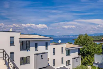 Apartment in Njivice for Up to 5 Guests