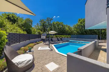 Njivice Apartment with Shared Pool for 5 Guests