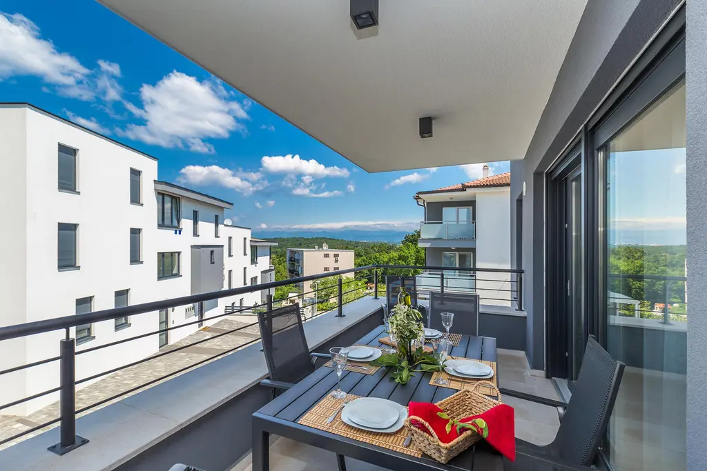 Njivice Apartment with Shared Pool for 5 Guests