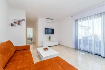 Njivice Apartment with Shared Pool for 5 Guests