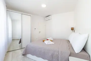 Njivice Apartment with Shared Pool for 5 Guests