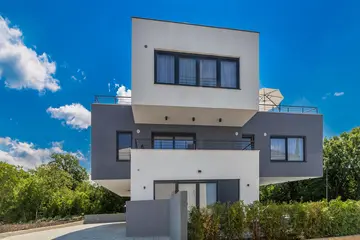 Njivice Apartment with Shared Pool for 5 Guests