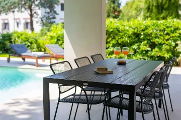 2-Bedroom House in Malinska with Heated Pool