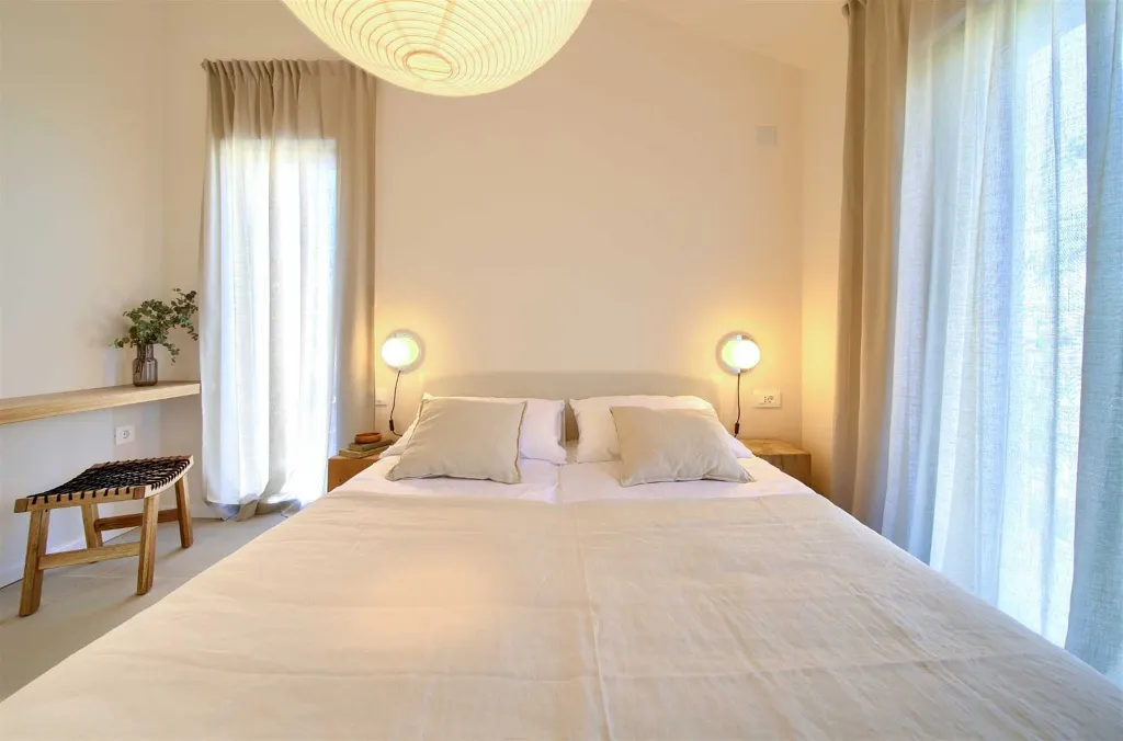2-Bedroom House in Malinska with Heated Pool