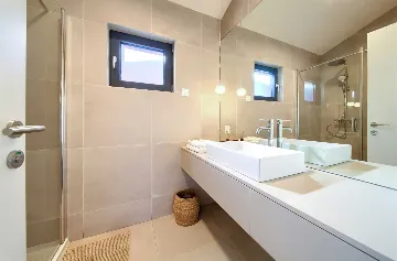 2-Bedroom House in Malinska with Heated Pool