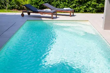 2-Bedroom House in Malinska with Heated Pool