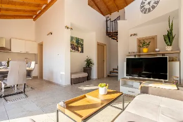 House in Nenadići for up to 5 Guests