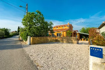 House in Nenadići for up to 5 Guests