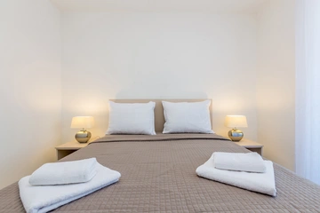 Two-Bedroom Apartment in Njivice for Up to 5