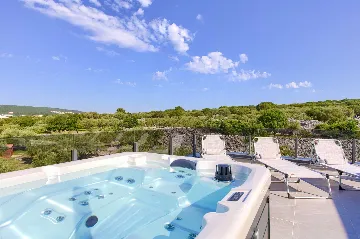 Krk 2-Bedroom Apartment with Sea View Terrace