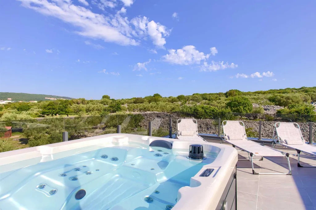 Krk 2-Bedroom Apartment with Sea View Terrace