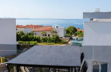 Krk 2-Bedroom Apartment with Sea View Terrace