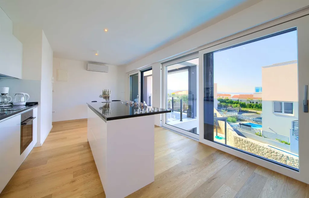 Krk 2-Bedroom Apartment with Sea View Terrace