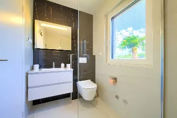 Krk 2-Bedroom Apartment with Sea View Terrace