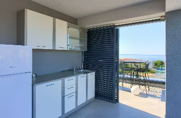 Krk 2-Bedroom Apartment with Sea View Terrace
