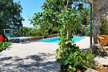 House with Pool in Bajčići for 4 Guests
