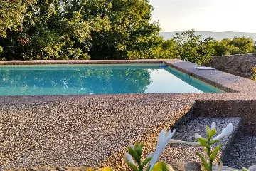 House with Pool in Bajčići for 4 Guests