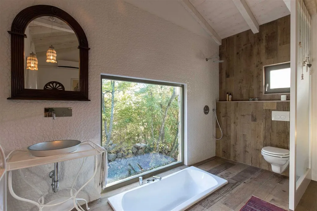 House with Pool in Bajčići for 4 Guests