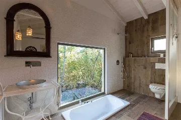 House with Pool in Bajčići for 4 Guests