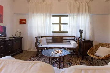 House with Pool in Bajčići for 4 Guests