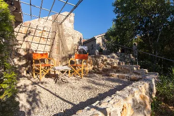 House with Pool in Bajčići for 4 Guests