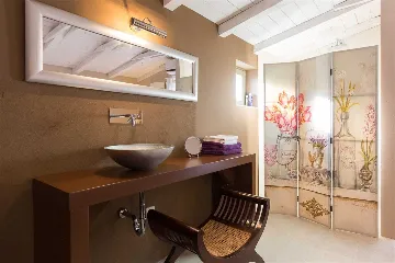 House with Pool in Bajčići for 4 Guests