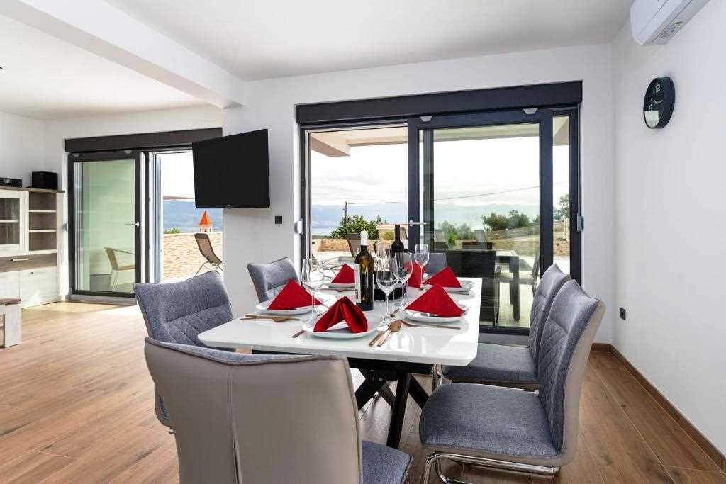Holiday house LAVANDA with pool and panoramic seaview