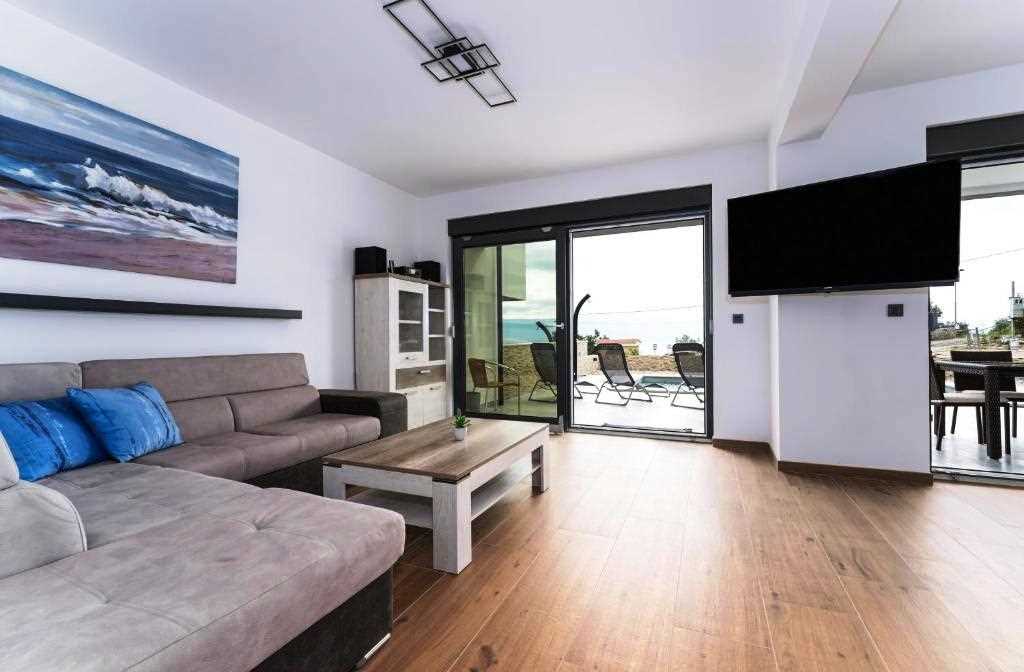 Holiday house LAVANDA with pool and panoramic seaview
