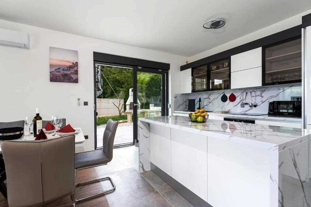 Holiday house LAVANDA with pool and panoramic seaview