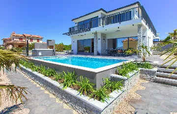 Linardići Villa with Heated Pool for 8 Guests