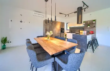 Linardići Villa with Heated Pool for 8 Guests