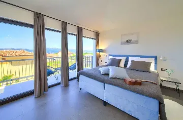 Linardići Villa with Heated Pool for 8 Guests