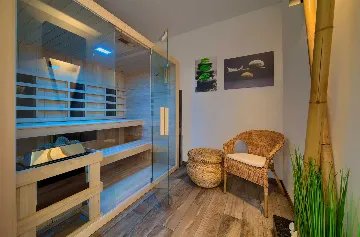 Linardići Villa with Heated Pool for 8 Guests