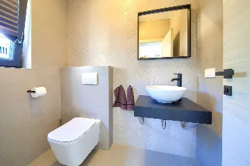 Linardići Villa with Heated Pool for 8 Guests