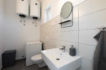 3-Bedroom Holiday House in Vrh for 6 Guests