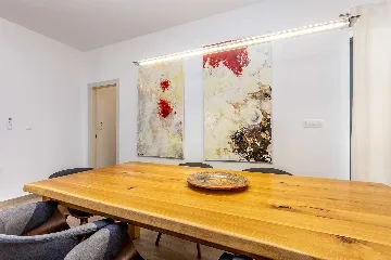 3-Bedroom House in Dobrinj for Up to 7 Guests