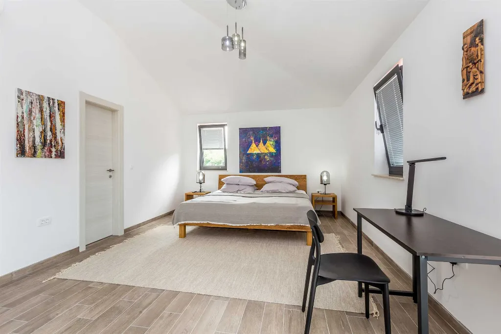 3-Bedroom House in Dobrinj for Up to 7 Guests