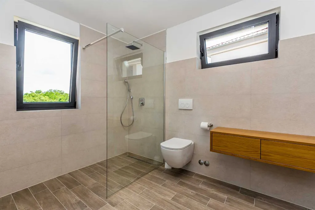 3-Bedroom House in Dobrinj for Up to 7 Guests