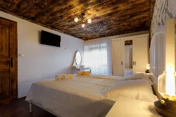 3-Bedroom Apartment with Sea View in Pinezići
