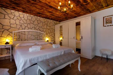 3-Bedroom Apartment with Sea View in Pinezići