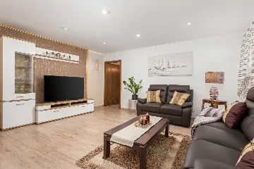 4-Bedroom House with Pool in Kras, Croatia