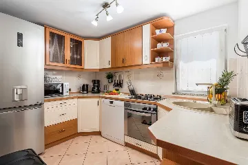 4-Bedroom House with Pool in Kras, Croatia