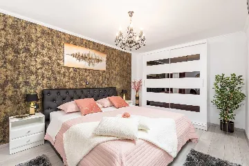 4-Bedroom House with Pool in Kras, Croatia