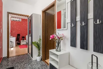 4-Bedroom House with Pool in Kras, Croatia