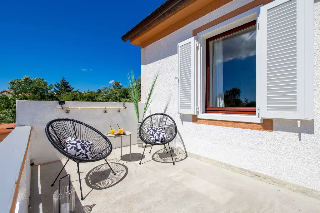 4-Bedroom House with Pool in Kras, Croatia